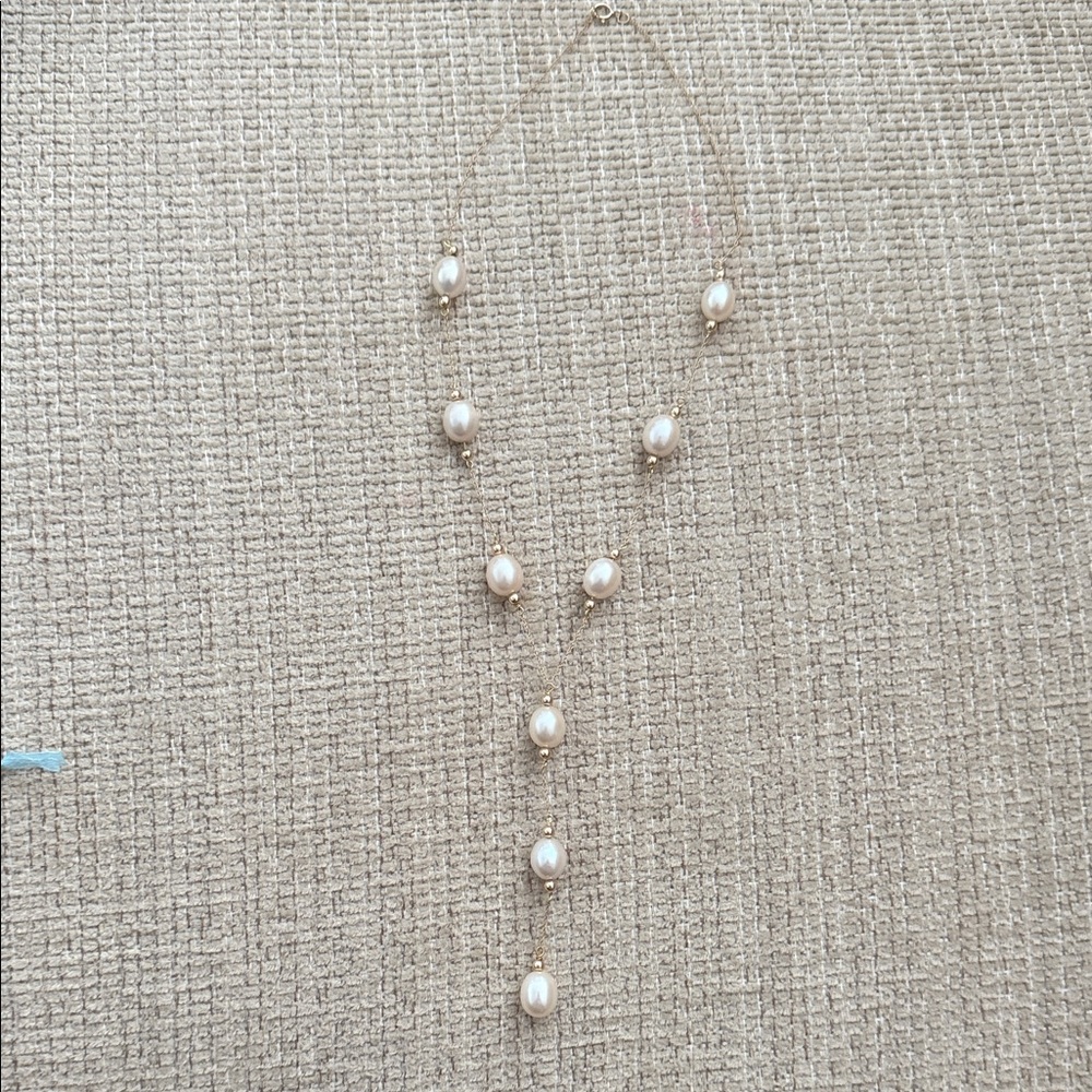 Classic Pearl Drop Necklace